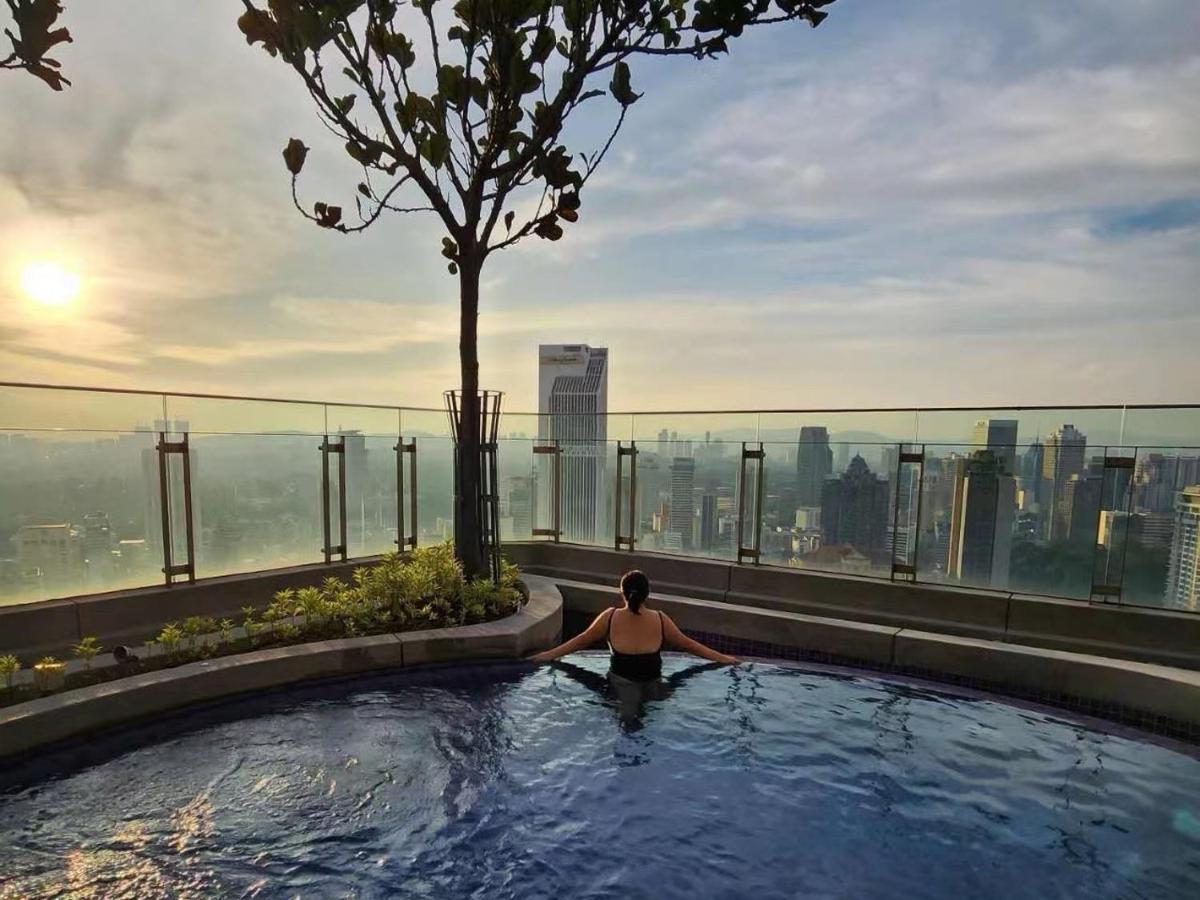 Skyline View In Bukit Bintang The Robertson 42F Apartment Kuala Lumpur Exterior photo